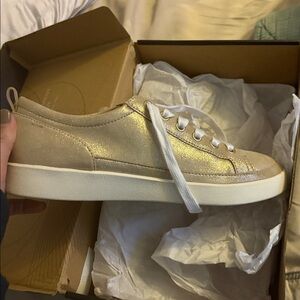 Vionic Winny Sneakers Shoes Leather Gold Metallic Womans 7.5